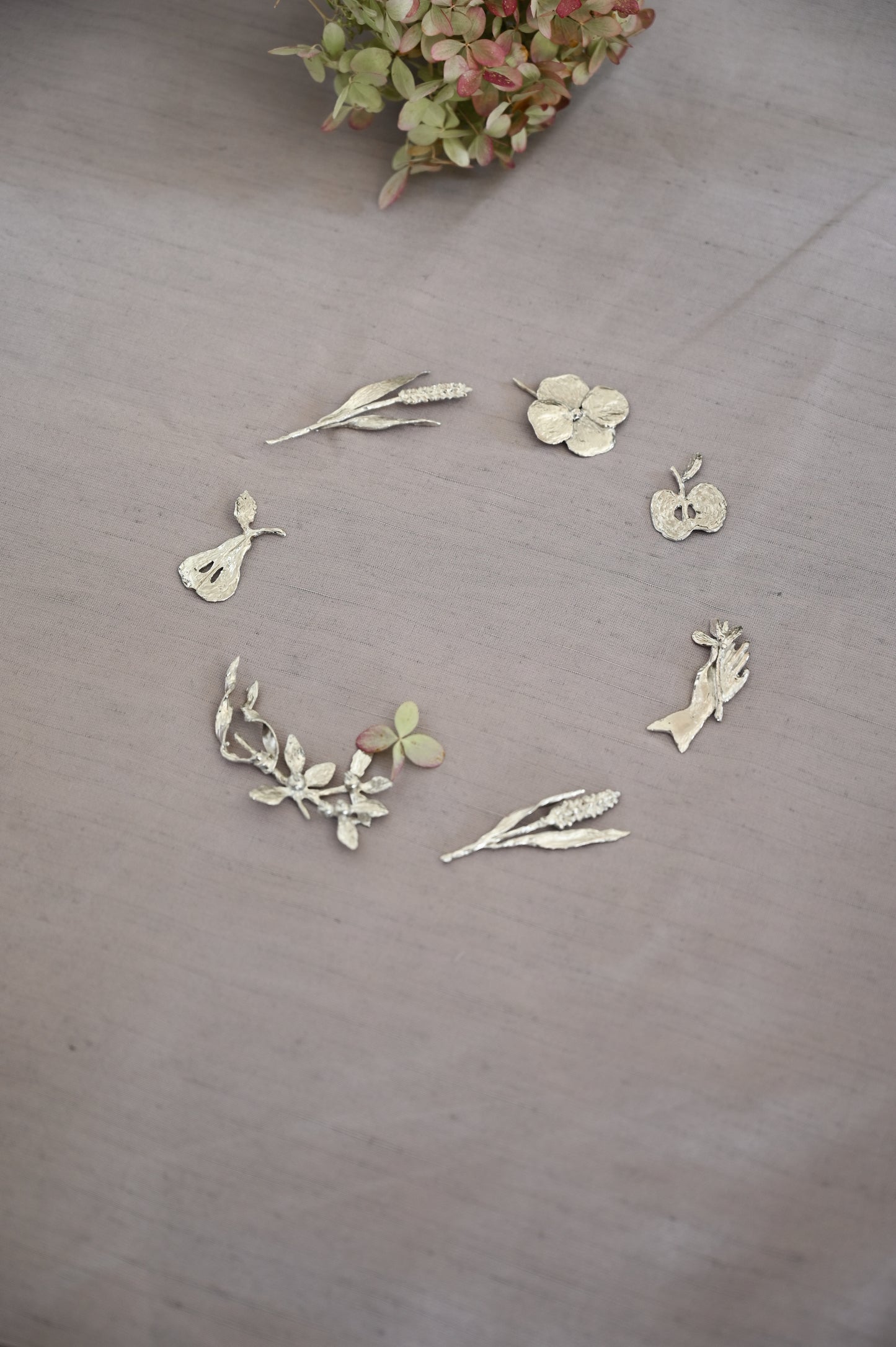 Apple brooch / Silver