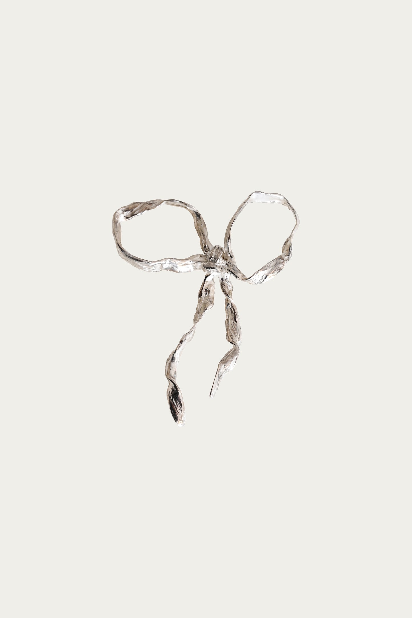 Large Bow Brooch / Silver