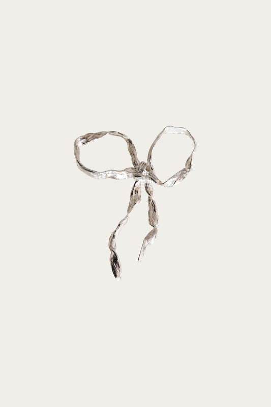 Large Bow Brooch / Silver